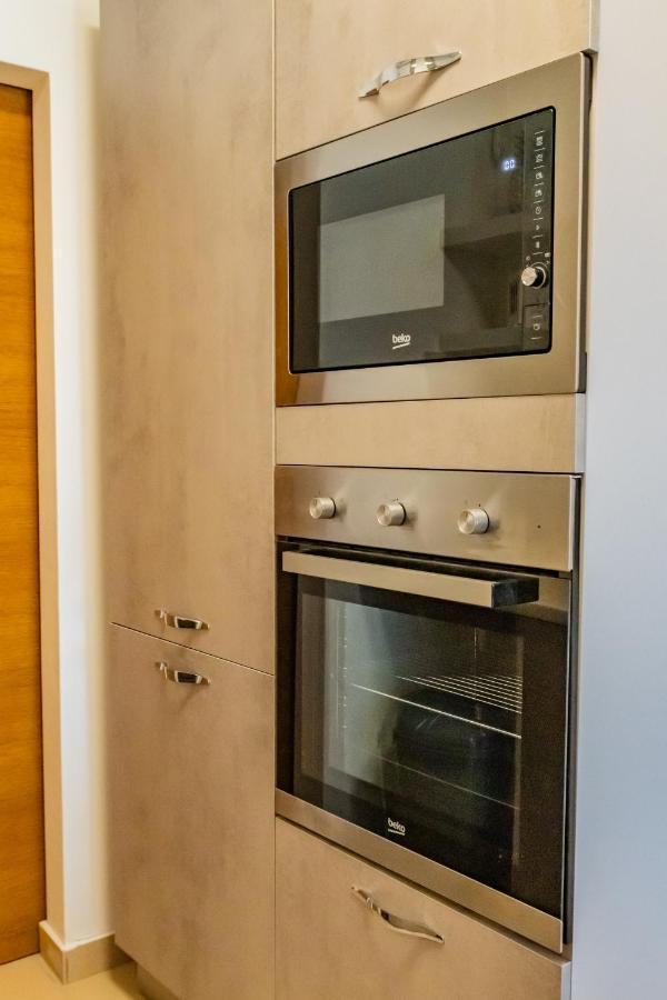 Appartamento Brand New - Selfcheckins 24 - Zagreb - Garage - Loggia - New - Luxury Esterno foto