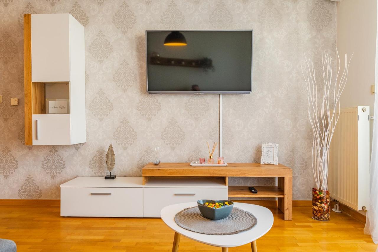 Appartamento Brand New - Selfcheckins 24 - Zagreb - Garage - Loggia - New - Luxury Esterno foto