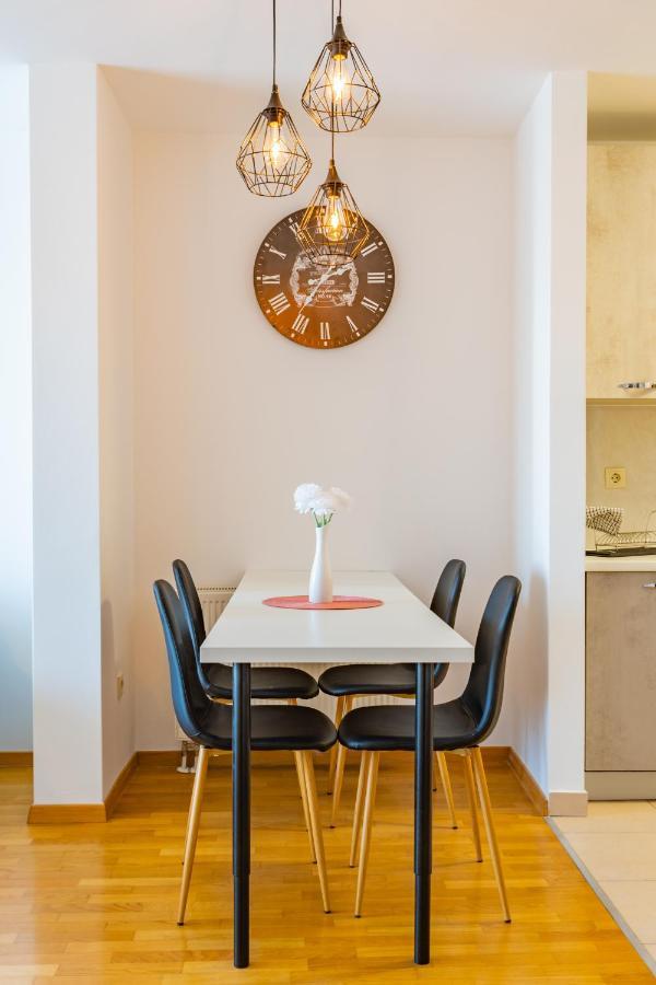 Appartamento Brand New - Selfcheckins 24 - Zagreb - Garage - Loggia - New - Luxury Esterno foto